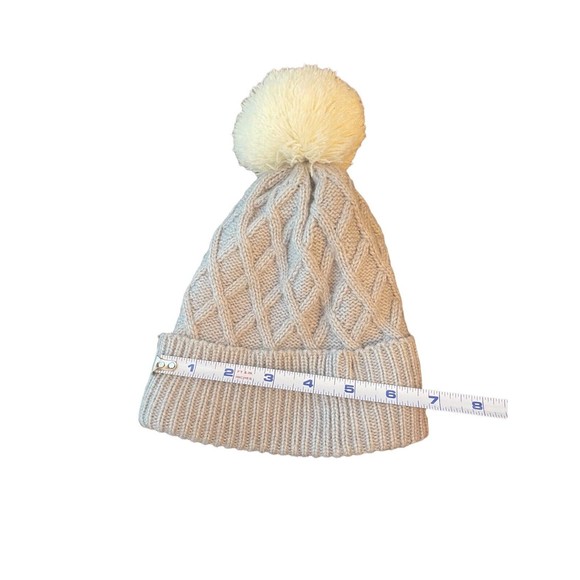 Old Navy Knit with Fur Toboggan Girls Medium Gray White - Picture 4 of 5